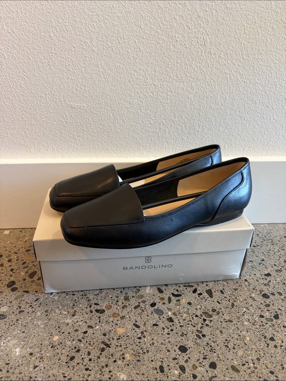Bandolino Black Leather Slip-On Loafers New in Box